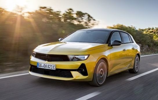 Erster Test: Opel Astra - Auferstehungs-Feier