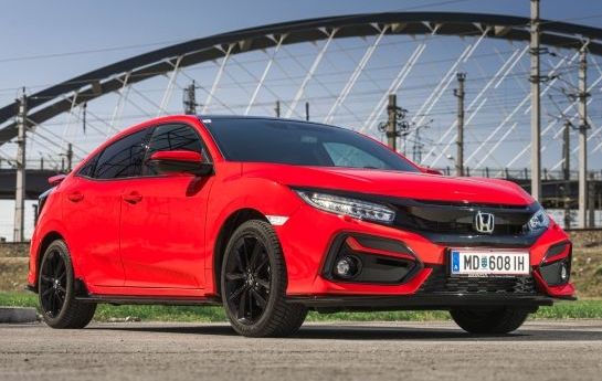 Der neue Civic Sport Line zitiert das kultige Design des rennstreckenerprobten Type R und unterstreicht das Talent der Sportmarke Honda. - Eine Frage der Technik