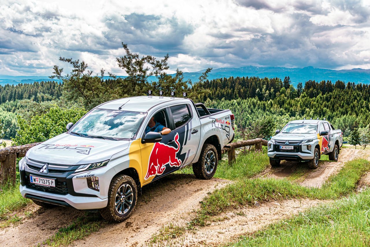 Weitläufige Erlebniswelt: Die längeren Trainings ab vier Stunden beginnen am 4WD Test Track und führen dann auf die große Spielwiese am Seckauer Zinken.