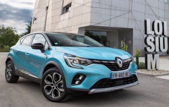 Renault setzt auf E-Hybrid. Grund, mit den drei Vorzeige-Modellen durch das Land am Strome zu cruisen. - 