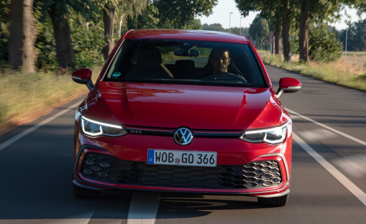 GTI-Jahrgang 2020: 245 PS aus einem 2-Liter-Turbo, garniert mit elektronischem Sperrdifferenzial und erstmals einem zentralem Fahrdynamik-Management.