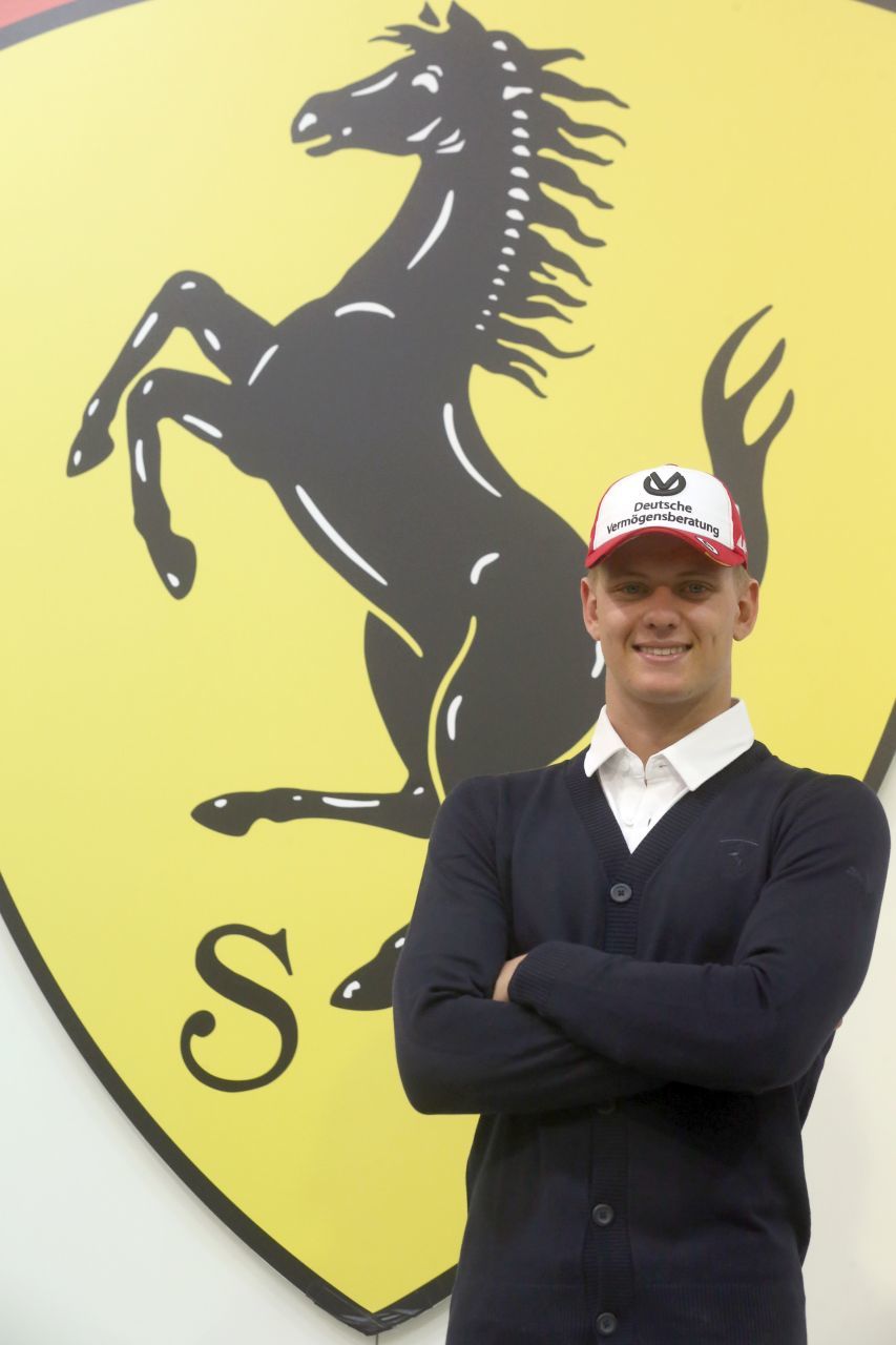 Seit 2018 wird Mick Schumacher massiv von Ferrari gefördert, und ist Teil der Academy.
