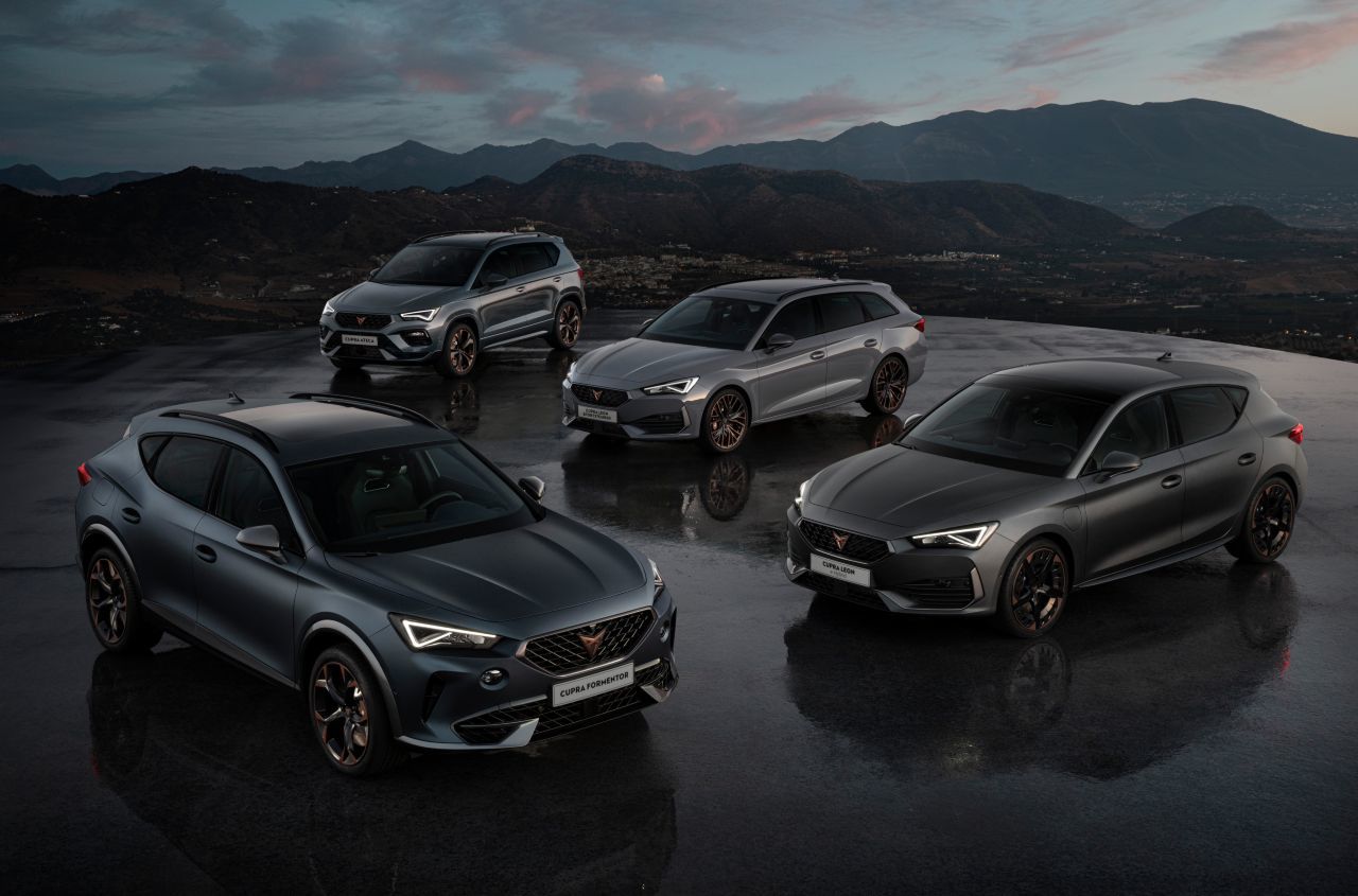 Schon im Herbst 2020 hat Cupra vier Modelle im Angebot, zu den SUVs Cupra Ateca und Cupra Formentor gesellen sich Cupra Leon und Cupra Leon Kombi.