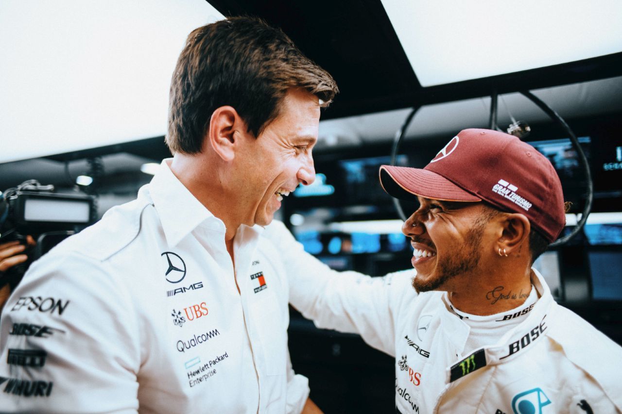 Eine der erfolgreichsten Beziehungen der Sportgeschichte: Toto Wolff & Lewis Hamilton.