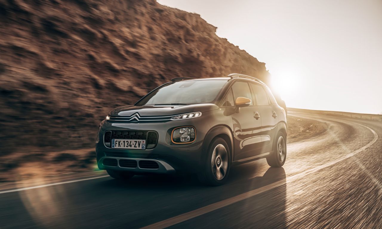 …um die Optik. Der Clou des ab Ende November 2020 verfügbaren Sondermodells ist die Ausführung mit Diesel, Automatik und Vollausstattung…