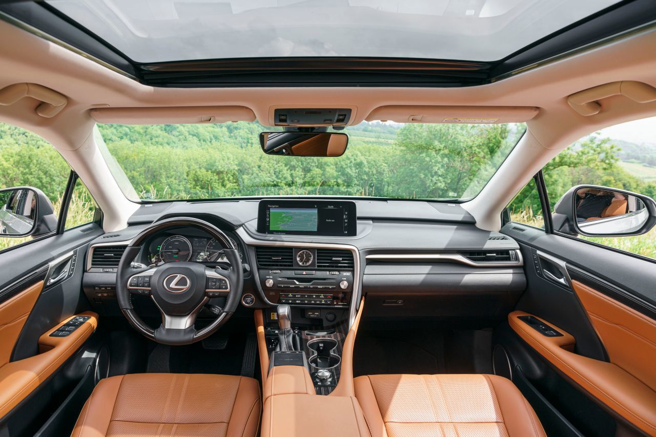 Schöner Wohnen, auch unterwegs: Die Qualität von Lexus hebt den Aufenthalt auf 5-Sterne-Niveau.