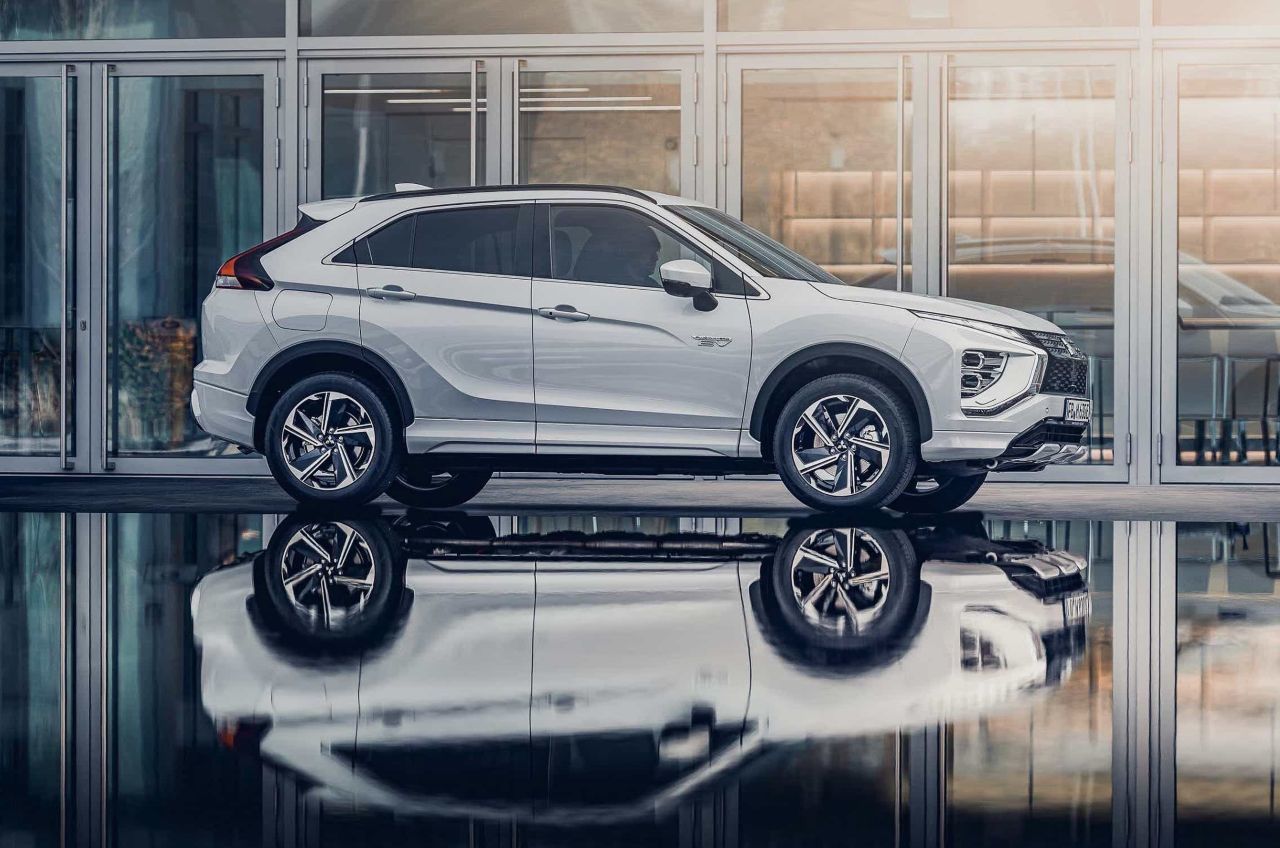 Den überarbeiteten Eclipse Cross gibt es künftig nur noch mit Plug-in-Hybridantrieb, bei dem die Japaner mehr Erfahrung als die meisten Konkurrenten haben.
