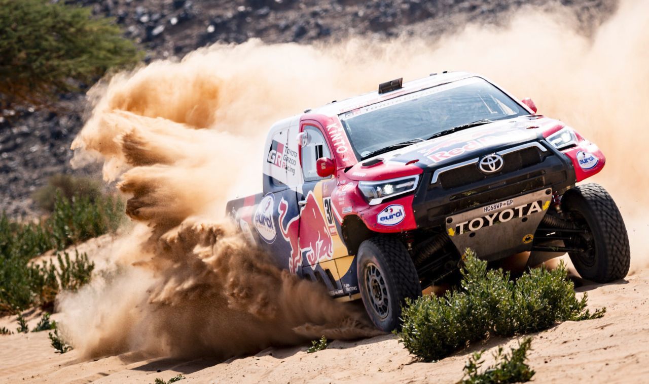 Nasser Al-Attiyah hat vor der zweiten Dakar-Woche noch alle Siegchancen – gelingt Toyota der Hattrick Le Mans - WRC - Dakar?