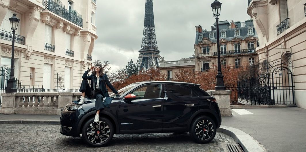 VORSTELLUNG: DS 3 CROSSBACK E-TENSE INES DE LA FRESSANGE PARIS