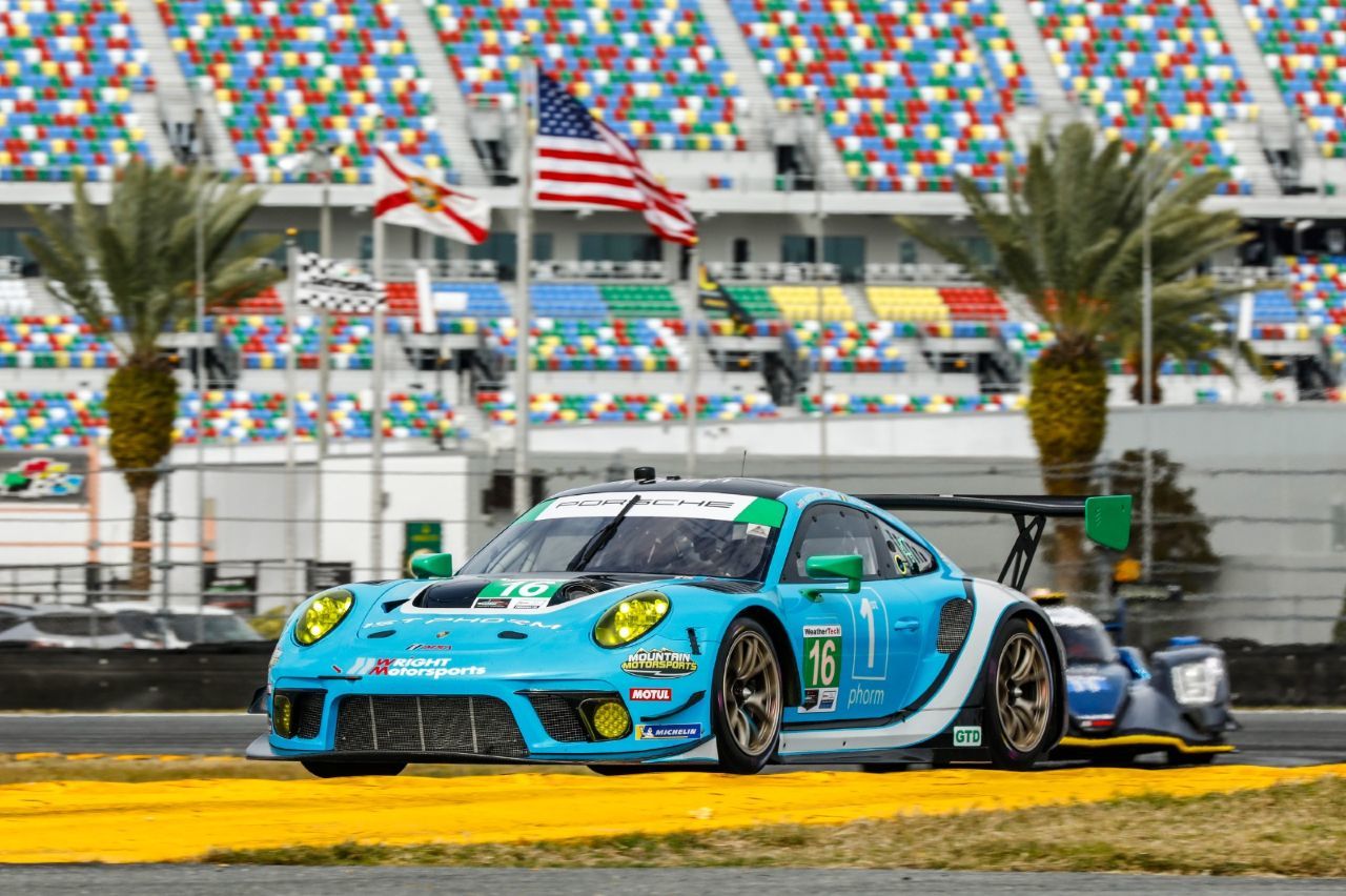 Klaus Bachler: Sein Wright-Porsche mit der Nummer 16 eroberte die provisorische Pole-Position.