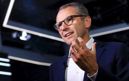 Formel-1-Boss Stefano Domenicali im Servus-TV-Interview: Was sich der neue Mächtigste von der Saison 2021 erwartet. - Der Formel-1-Boss im Interview