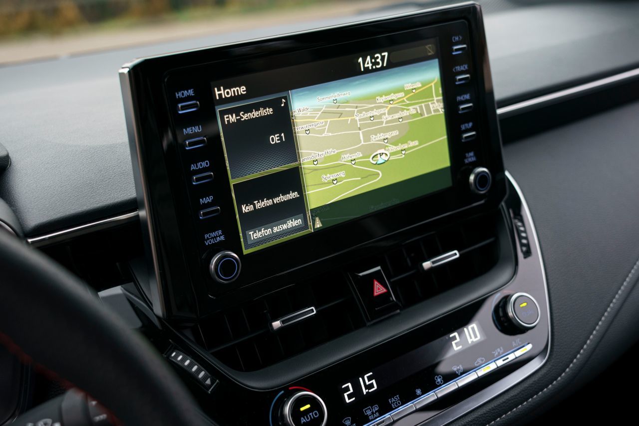 Smartphone-Integration per Apple Carplay und Android Auto.