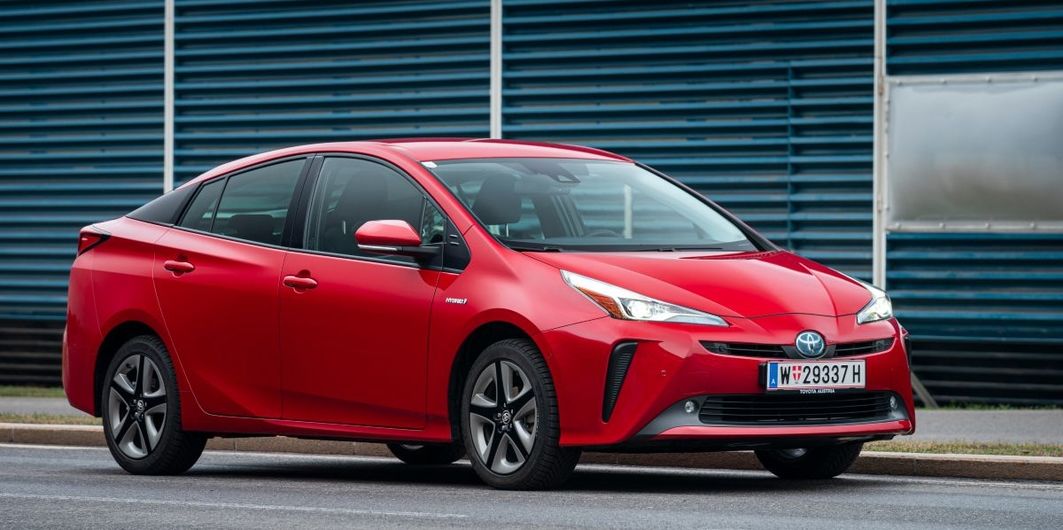 TEST: TOYOTA PRIUS