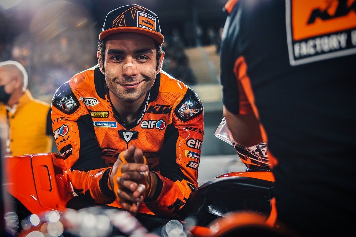 Danilo Petrucci. Der Neo-KTM-Pilot ist bei den MotoGP-Übertragungen zu sehen. Noch tut er sich aber schwer.