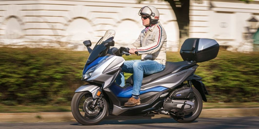 ERSTER TEST: HONDA FORZA 125