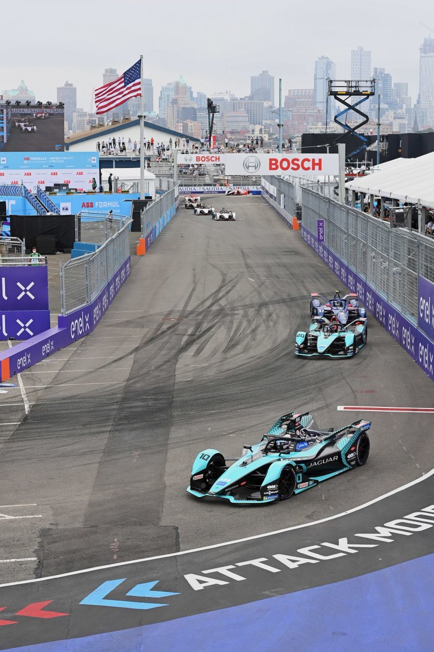 New York bietet in der Formel E traditionell eine aufregende Kulisse. Erst recht für das Siegerteam.