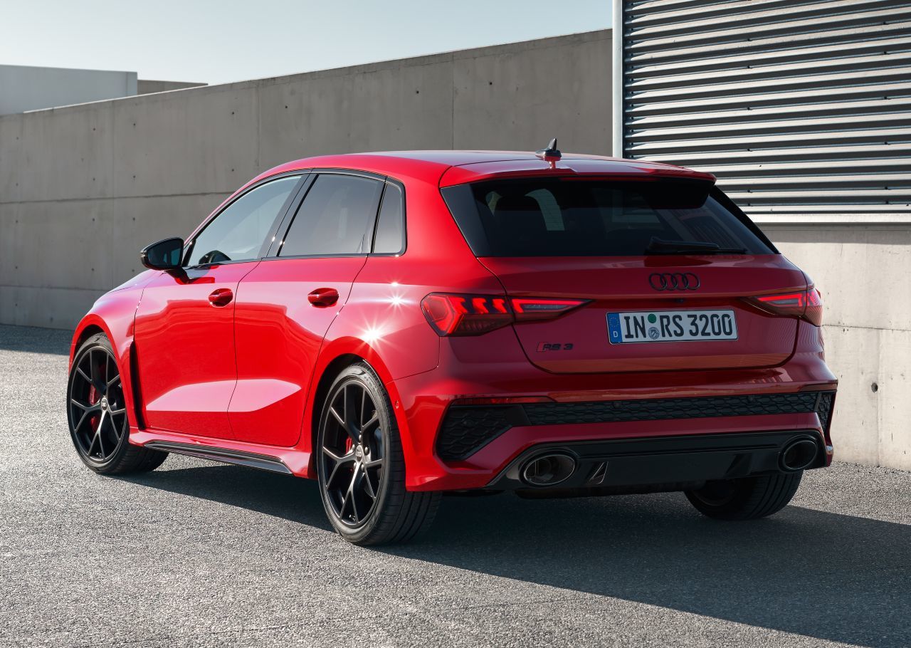 Die dritte Generation des RS 3 Sportback: 400 PS und 500 Newtonmeter treffen auf eine praktischen Kompaktkarosserie.