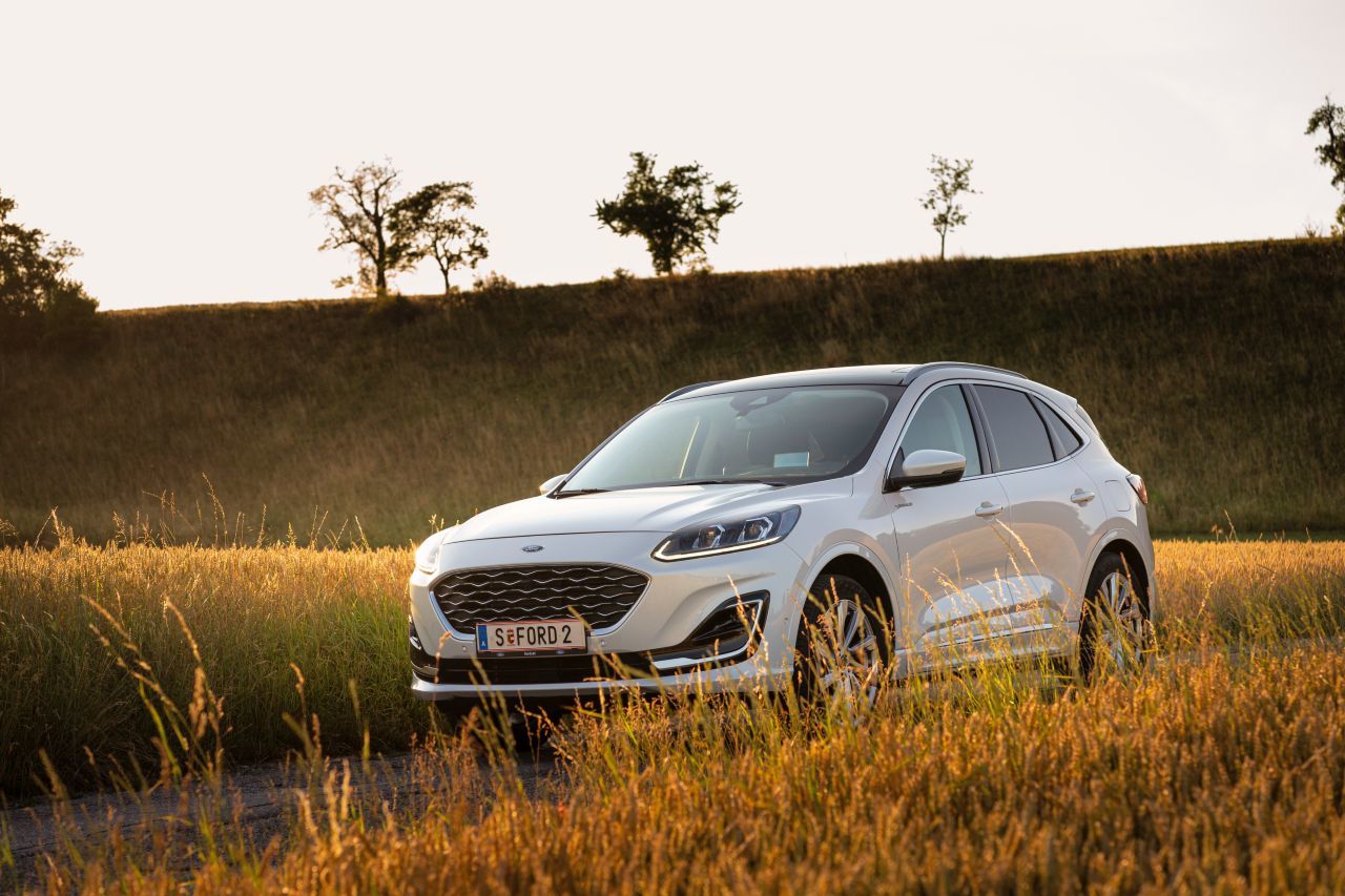 Der Hybridantrieb ist auf entspannte Fahrer ausgelegt, die den leisen und ruckfreien Antrieb schätzen und richtig zu behandeln wissen.