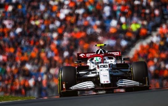 Antonio Giovinazzi war mit seinem Alfa die Sensation beim Qualifying in Zandvoort. Davor baten wir den Italiener zu Interview. - Es spricht: Alfas Sensation Giovinazzi