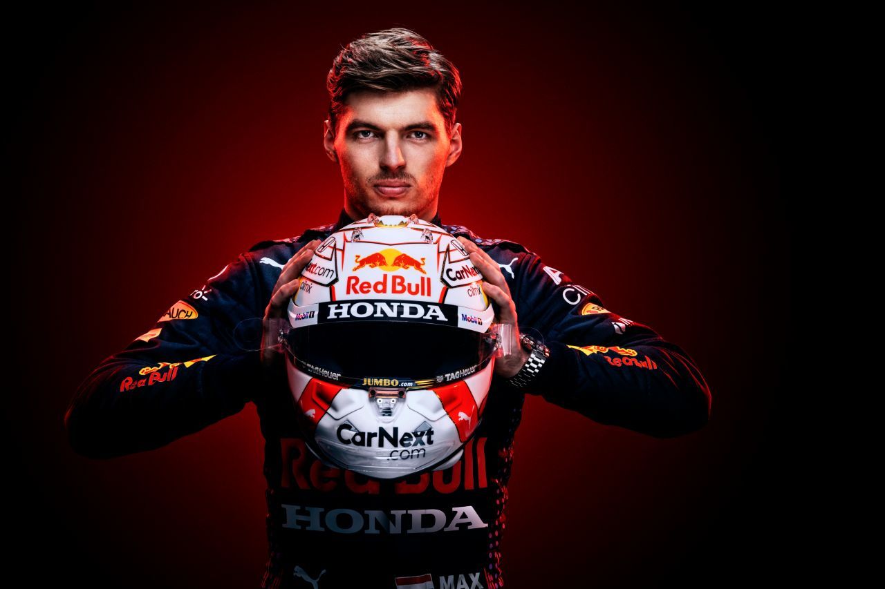 Max verstappen, Startnummer 33: Seit 2015 in der Formel 1, bisher 17 Siege (Stand September 2021). Holt der Holländer mit Red Bull und Honda den Weltmeister-Titel 2021?