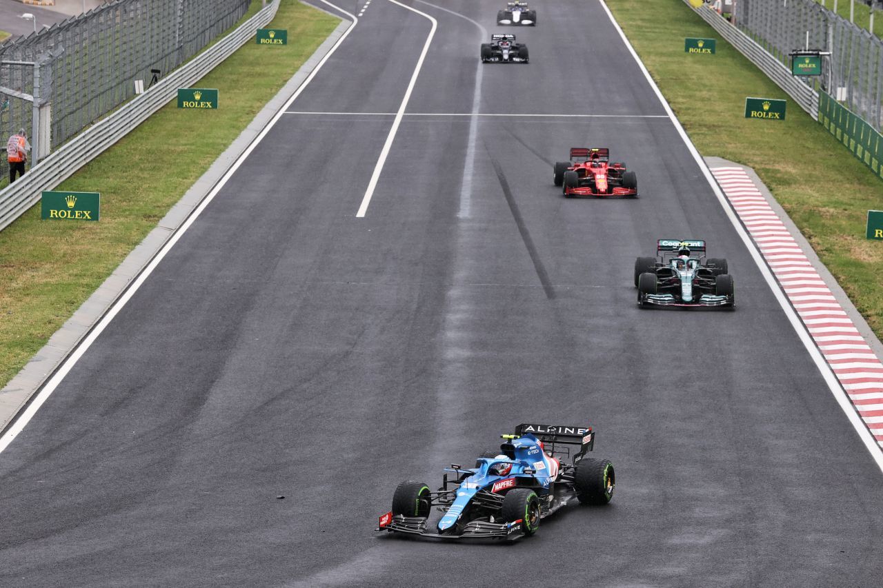 Der Sieg von Esteban Ocon bei der Formel 1 in Ungarn hat dem Motorsport bei Alpine weiteren Rückenwind verliehen.