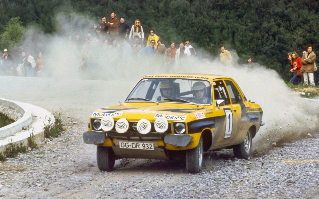 Schon in den 1970ern sorgte Röhrl – mit dem späteren Opel-Sportchef Berger als 