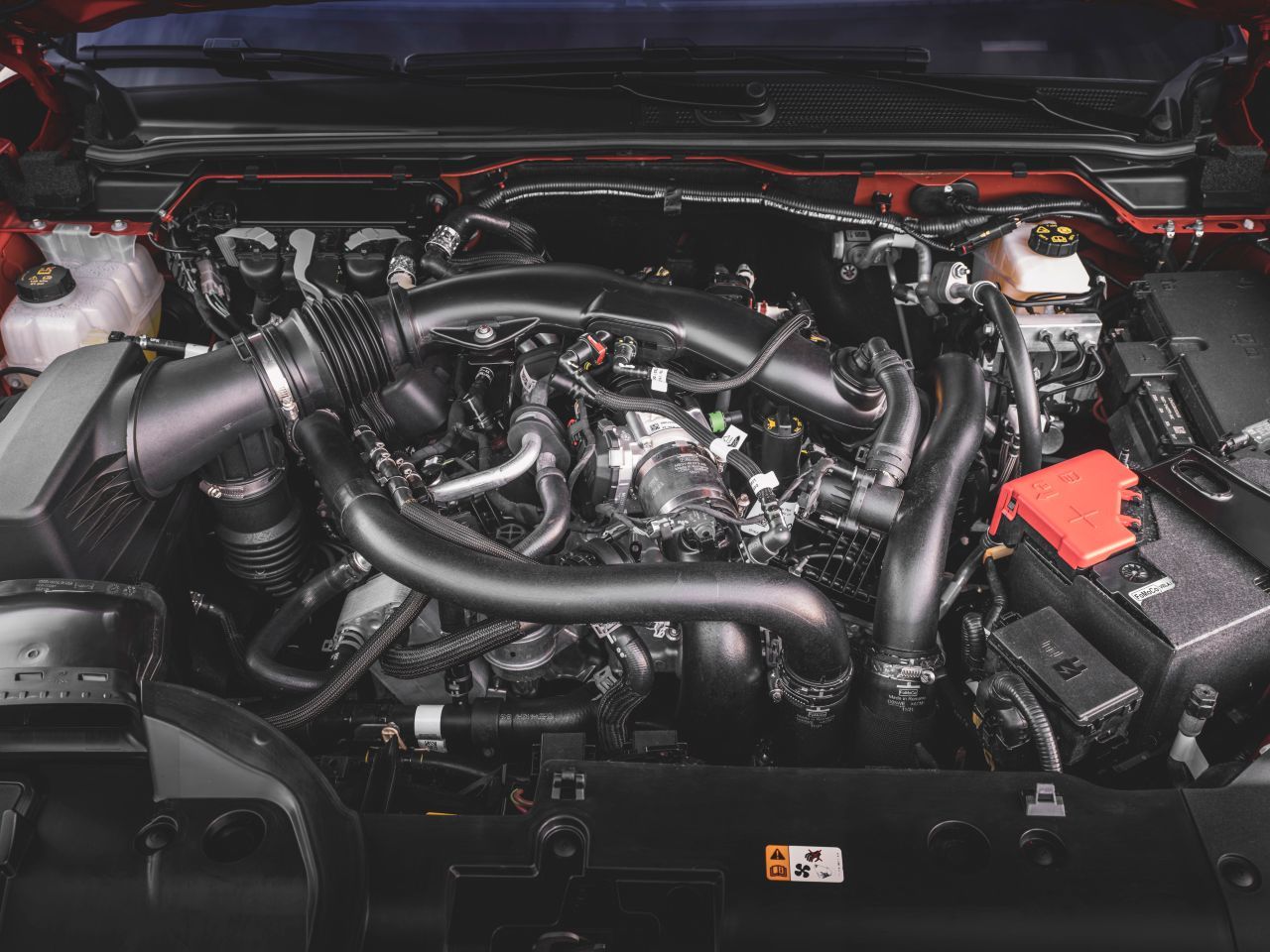 Der 3,0-Liter-EcoBoost-V6 mit Twin-Turbo-Aufladung leistet 281 PS-