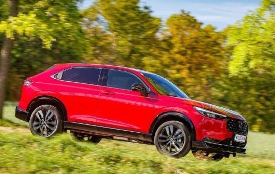 Der HR-V ist ein hochseröses Familienauto mit extraschlauen Rücksitzen, sein sparsamer Hybridantrieb auch ein Komfortgewinn. - Klappt besser