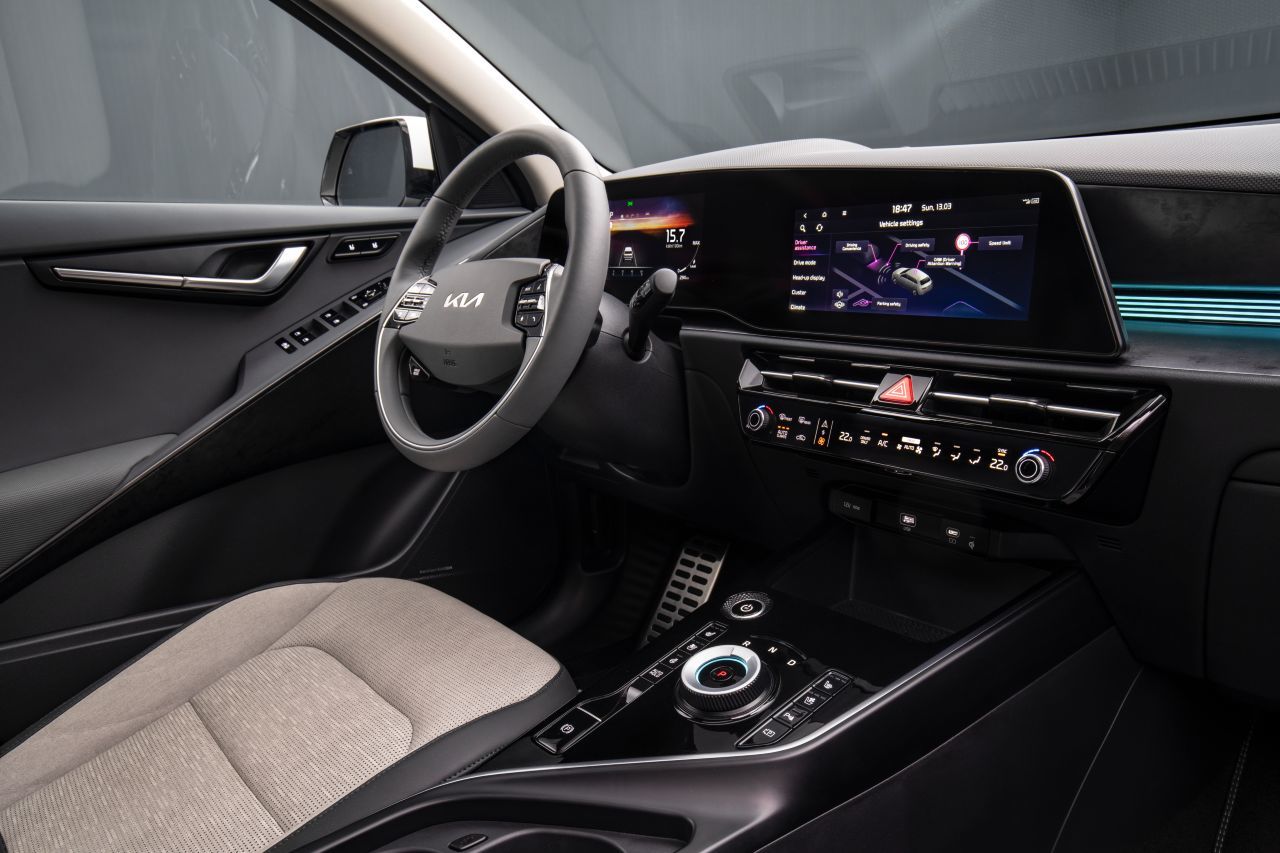Cockpit-Layout und Funktions-Konzept übernimmt die nächste Niro-Generation vom Sportage und EV9, die intuitive Bedienbarkeit bleibt.