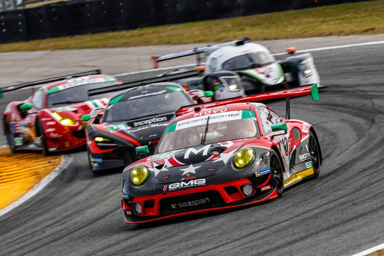 Vorne lag Klaus Bachler in Daytona heuer nur in dieser Szene im Training – ein Kollege schrottete den Porsche im Rennen, er kam nicht zum Einsatz.