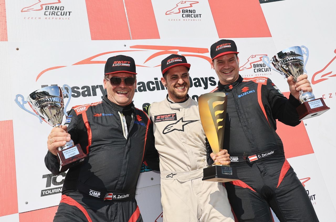Die Sieger im Suzuki Cup Austria: Max Zellhofer, Fabian Ohrfandl, Christoph Zellhofer.