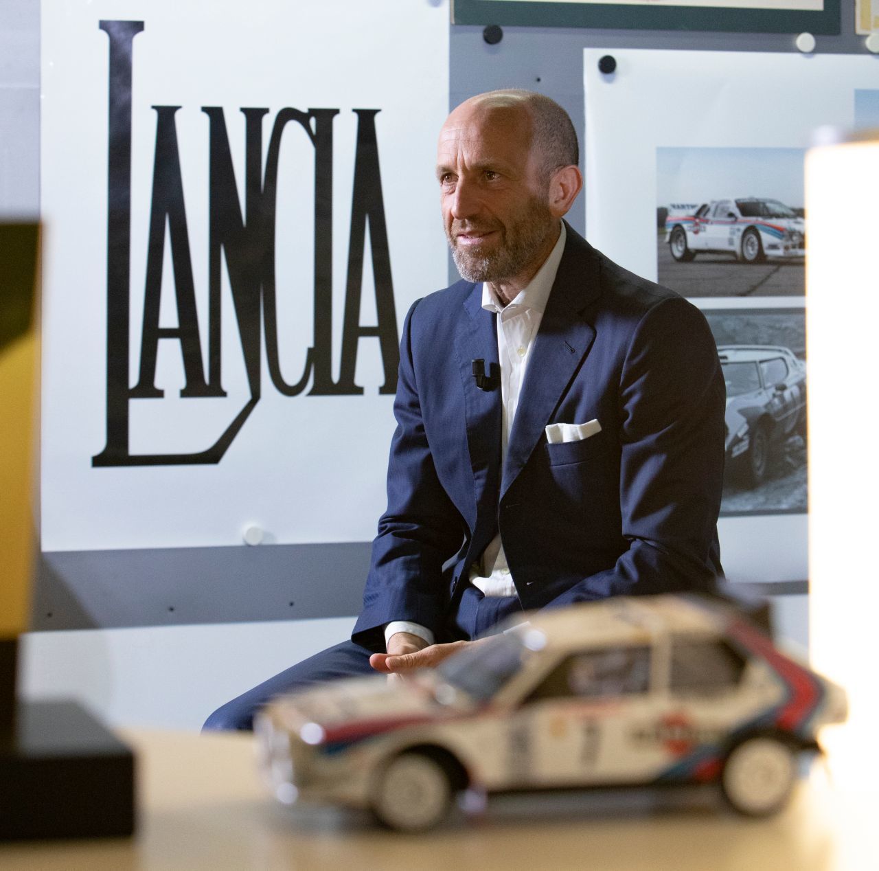 Luca Napolitano setzt die Comeback-Pläne von Lancia als CEO um: 2024 ein elektrischer Ypsilon, 2026 ein 4,60-Meter-Flaggschiff, 2028 ein Hatchback.