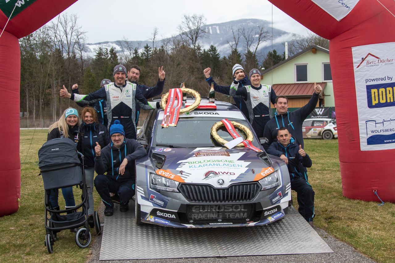 Happy days: Simon Wagner konnte zuletzt bei der Lavanttal-Rallye gewinnen. Zur Freude seiner Fans.