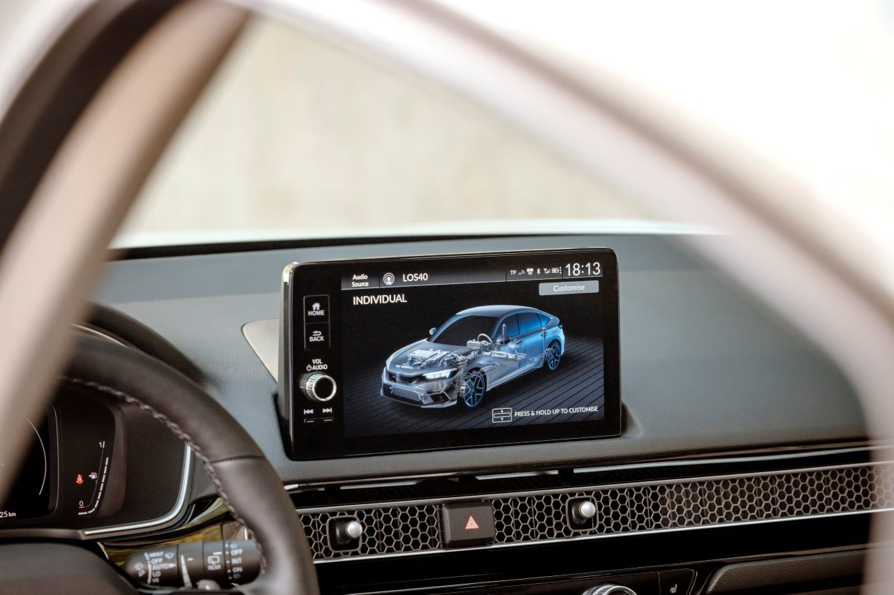 Klar gegliederte 9-Zoll-Multimediasystem: Apple Carplay ohne Kabel, Android Auto mit.