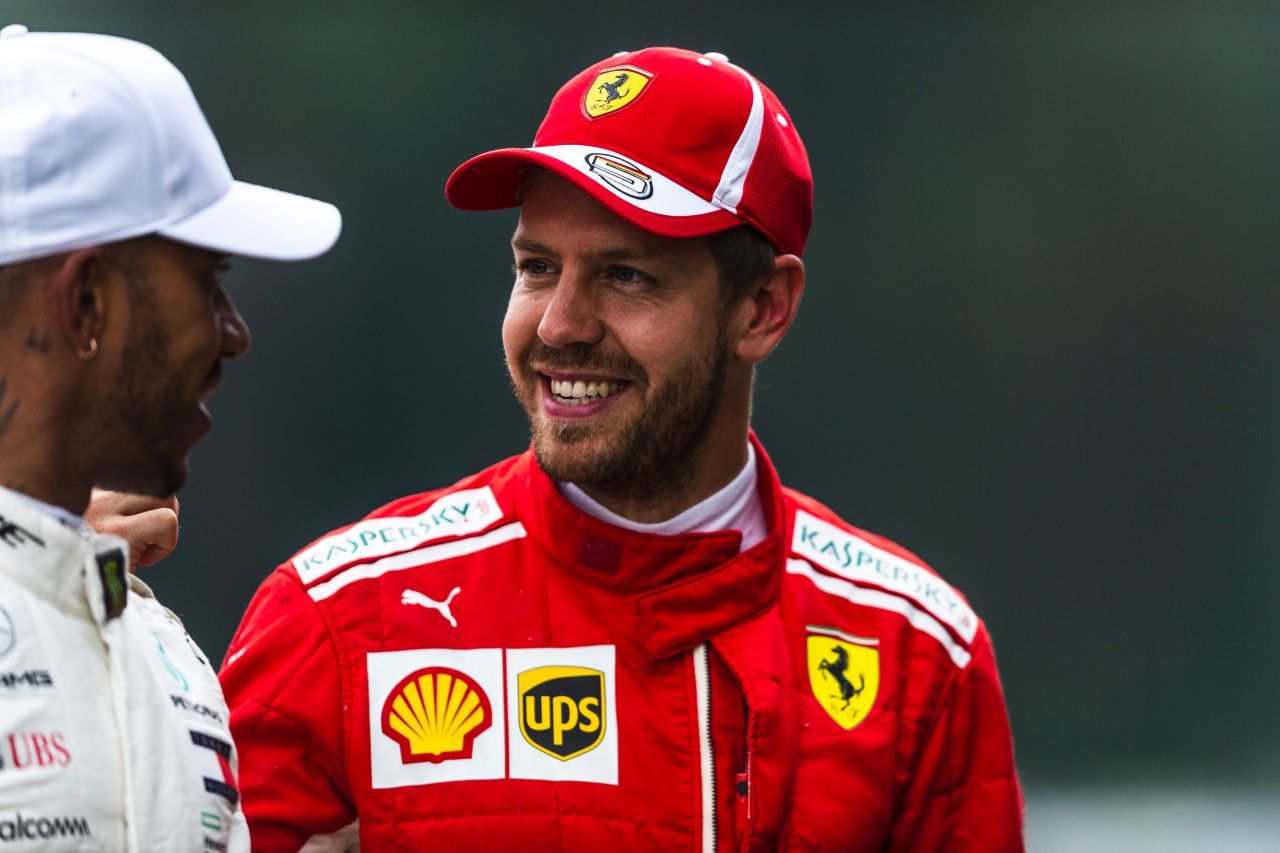 Schwierige Zeiten: Immer und immer wieder scheiterte Vettel bei Ferrari an Lewis Hamilton und am besseren Team: Mercedes unter Toto Wolff.