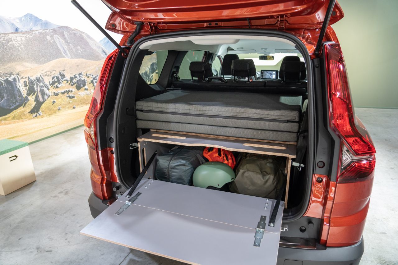 Dacia Jogger: Zelt & Doppelbett (Sleep Pack), Schlaf gut!