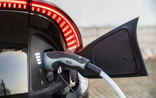 Großer Steuervorteil für Elektroautos - Modellrechnung: 14.000 Euro Kostenvorteil für das E-Auto!