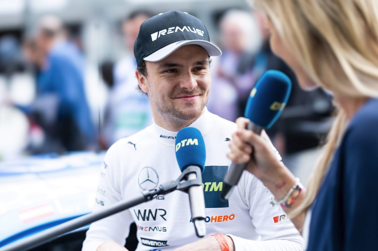 Auer wird auch künftig im Mercedes-Overall zum Interview in der DTM gebeten werden.
