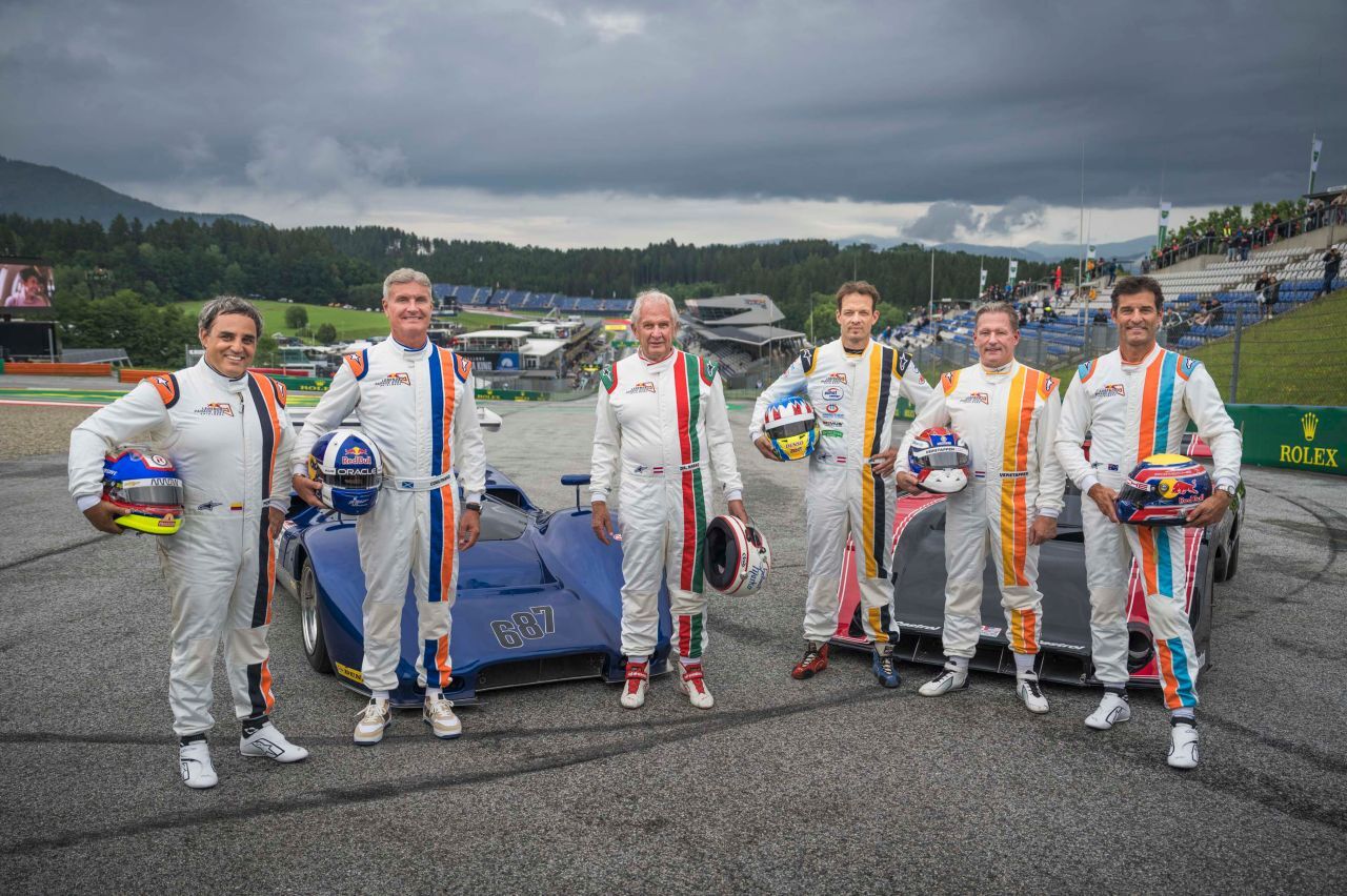 Ein jährliches Highlight: Das Rennen der Legenden am Red Bull Ring: Montoya, Coulthard, Marko, Wurz, Verstappen, Webber.