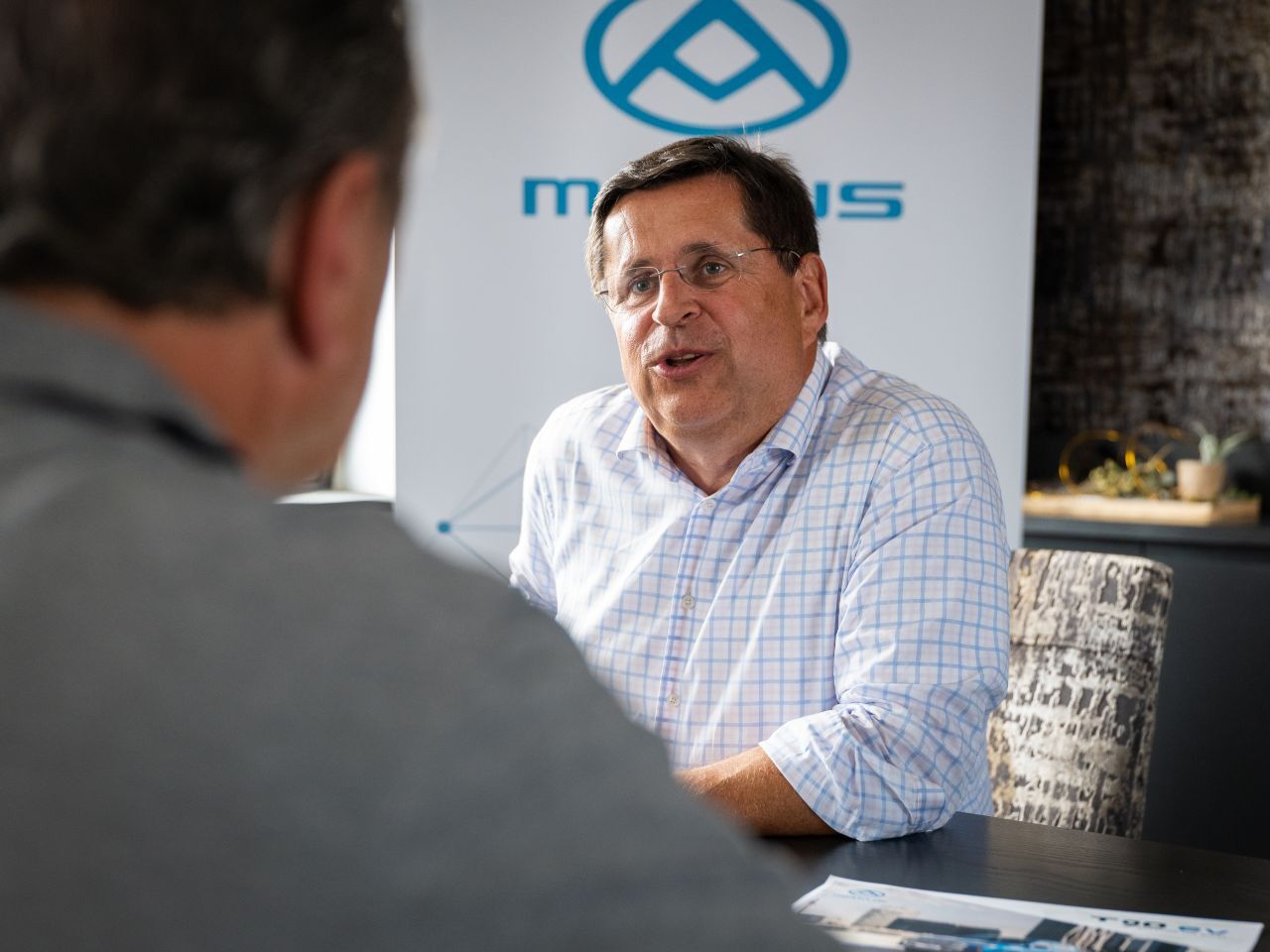 Andreas Kostelecky über Maxus: „Da ist uns mit der österreichsichen Post der Abschluss mit einem echten Großkunden gelungen.