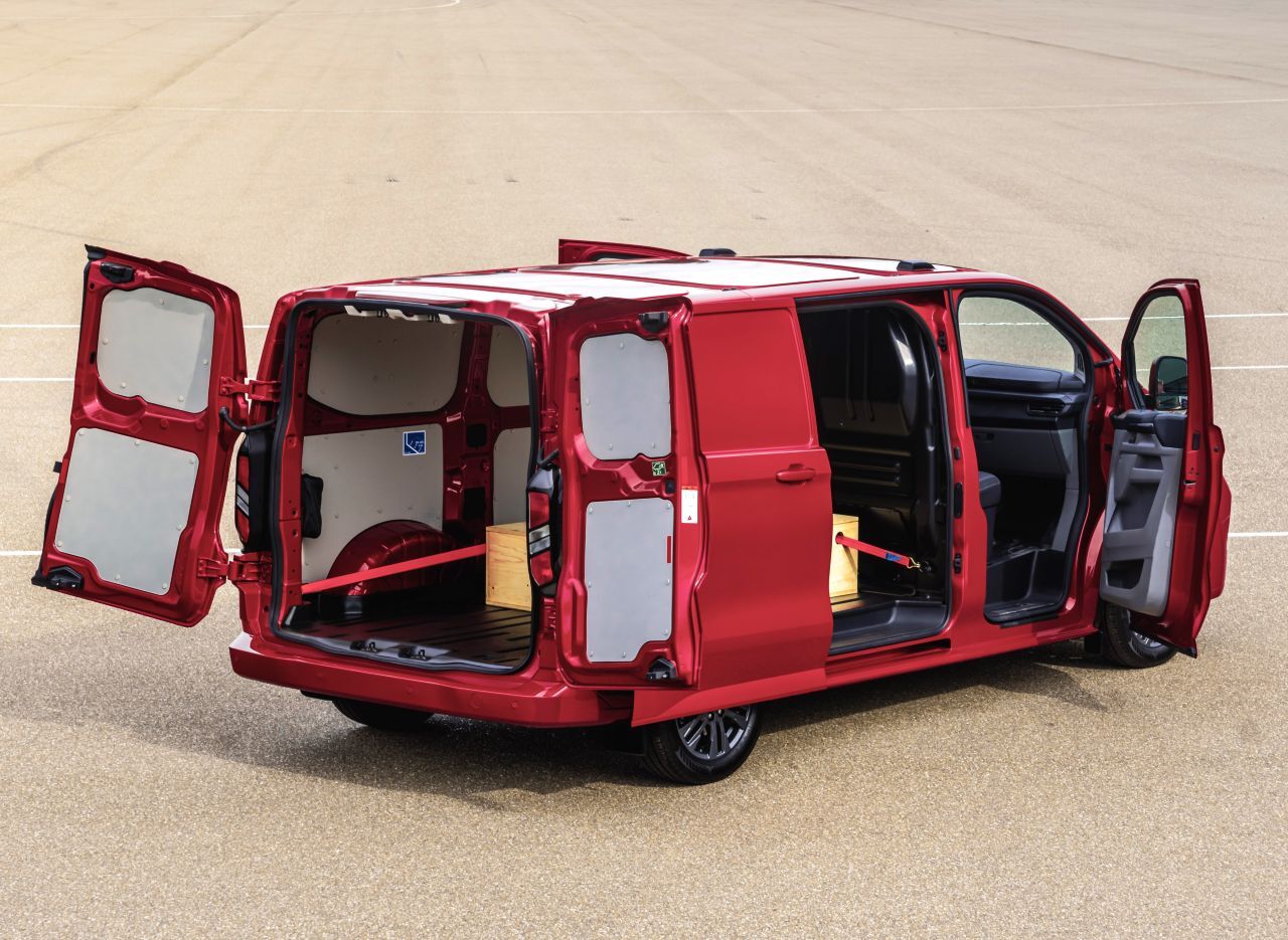 Test Ford Transit Tourneo Limited: Komfortabler Großraum-Van - Magazin