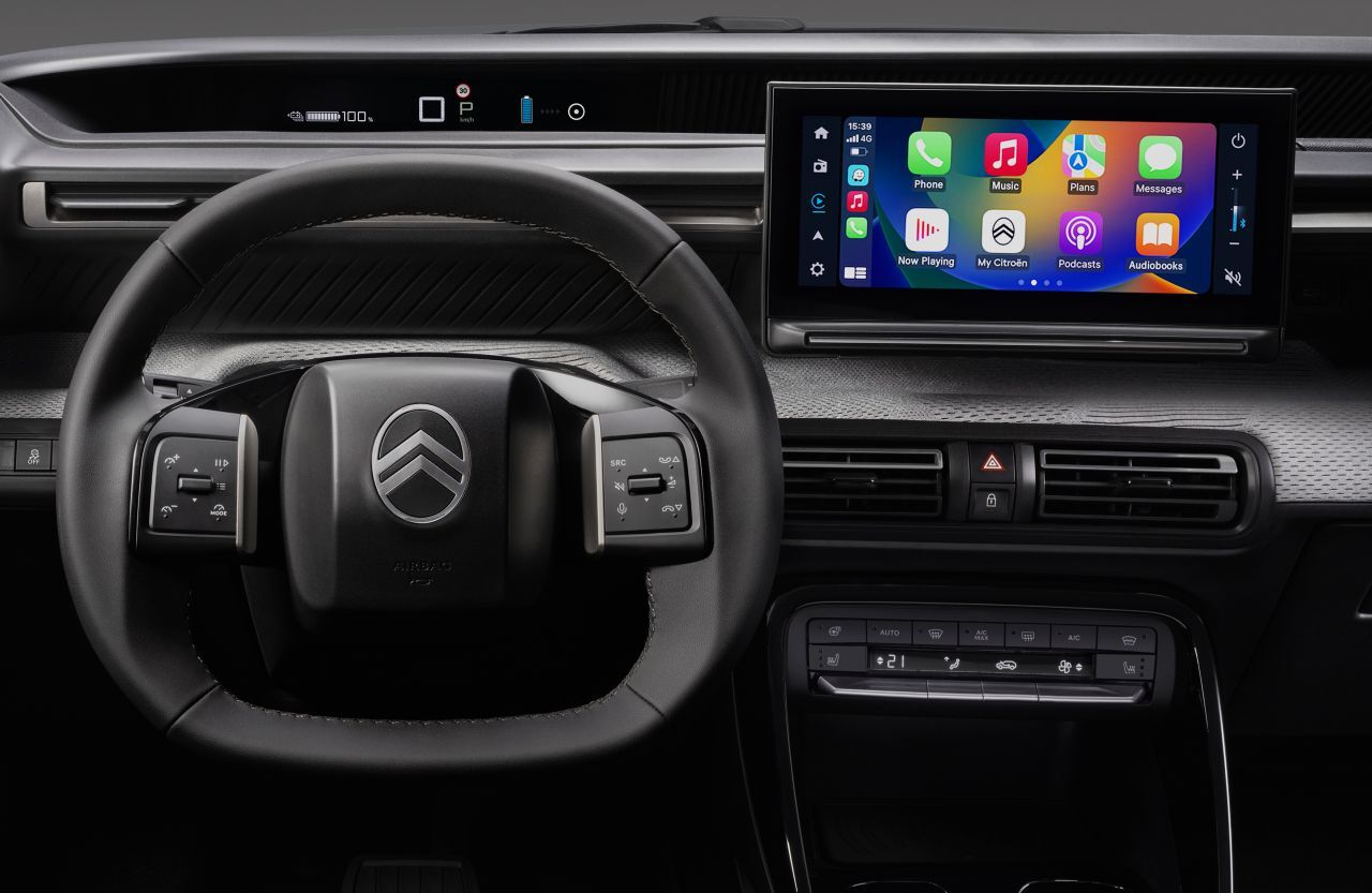 Statt On Board-Infotainment für die Smartphone-Funktionen via Android Auto oder Apple Car Play: Der 10,25 Zoll Touchscreen der MAX-Ausstattung.