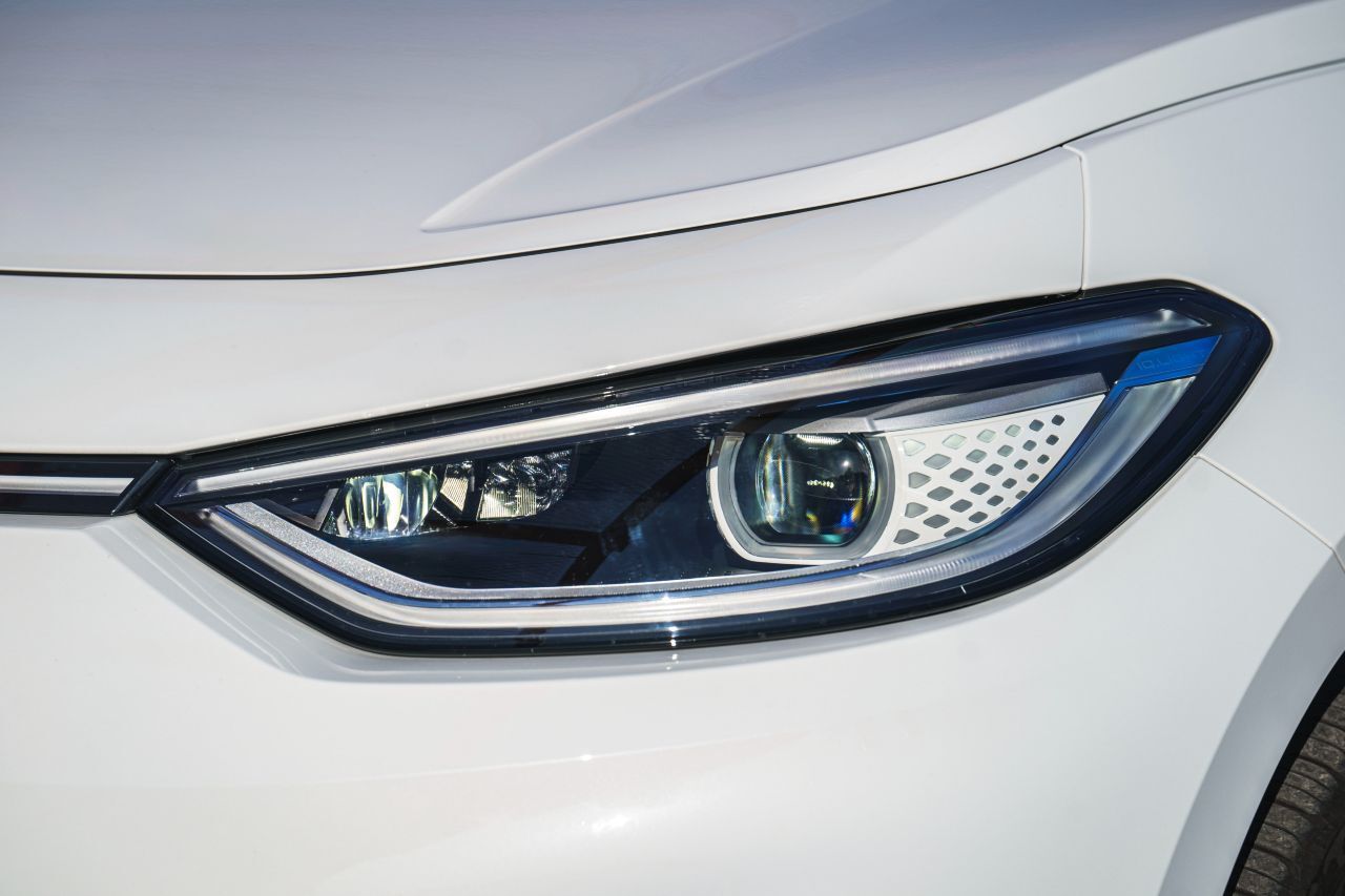 Facelift erfolgreich: Der Gesichtsausdruck ist wieder typisch VW.