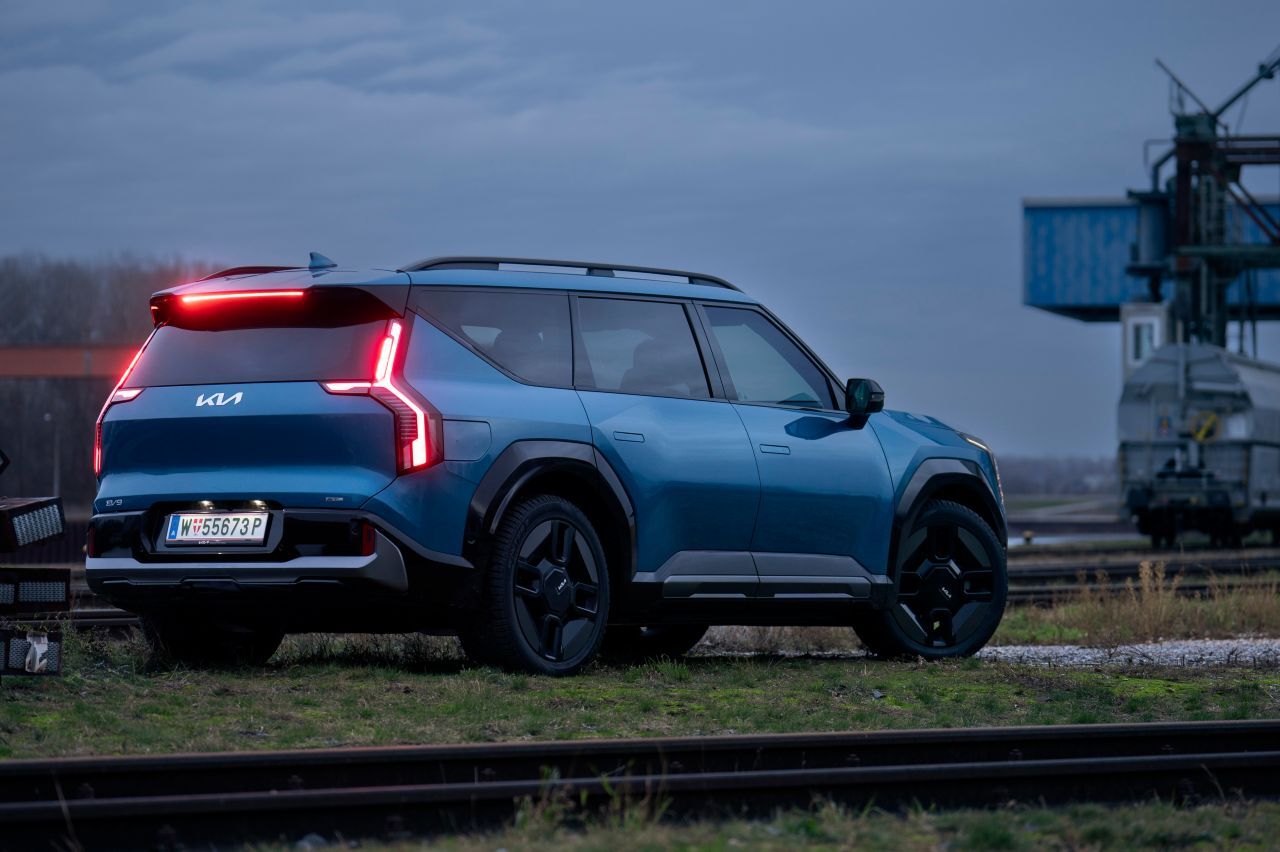 Mutiges Design, ansprechendes Handling: Der EV9 löst für Kia das Premierenticket in der Liga der elektrischen Groß-SUVs.