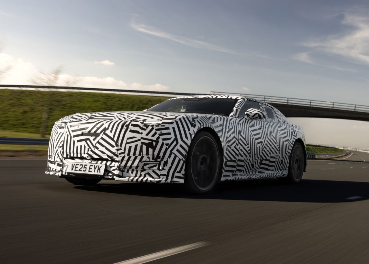 Jaguar geht mit spektakulären Fahrzeugen in der Preisregion um 150.000 Euro.