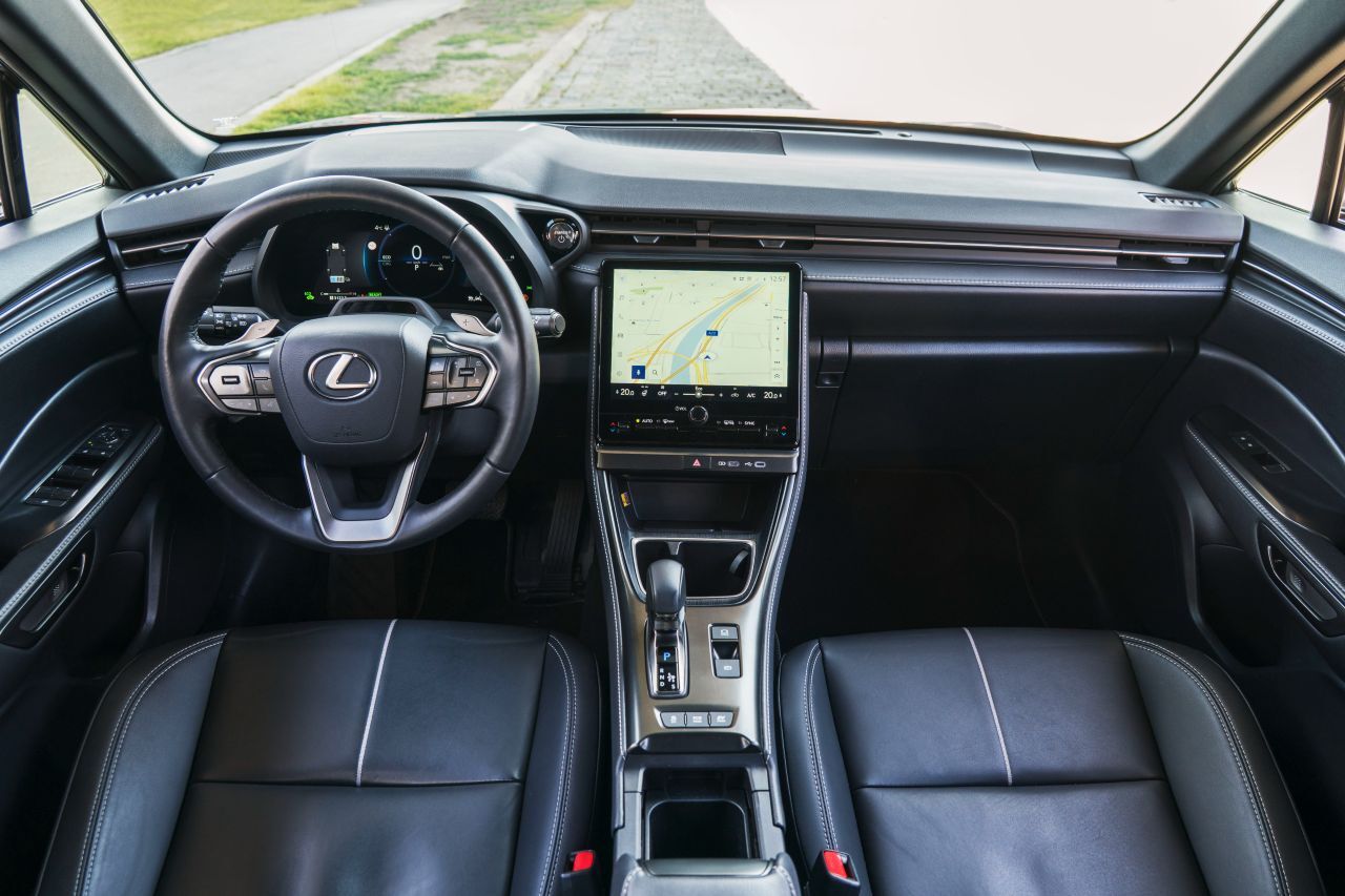 Interieur mit Anmutung und Atmosphäre von höheren Fahrzeugklassen: Selten gab es einen so erwachsenen Innenraum in einem so kleinen Auto.