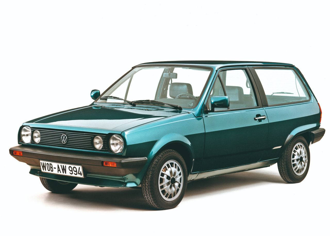 Die zweite Polo-Generation startet 1981. Die Steilheck-Variante ist als zweitüriger Mini-Kombi ein Kuriosum.
