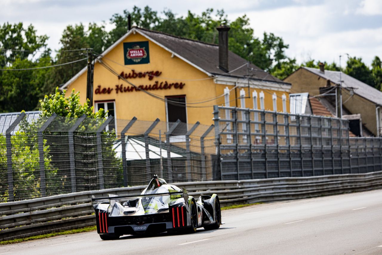Hausherr Peugeot kam mit beiden Autos ins Ziel.