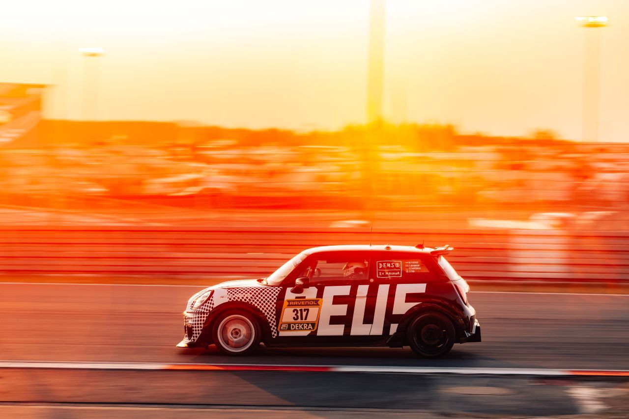 Markenvielfalt und die Vielfalt der Natur: Willkommen am Nürburgring.
