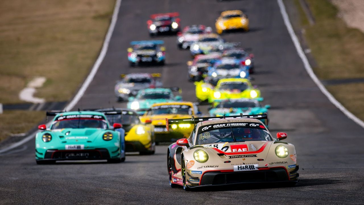 Die Vielfalt am Nürburgring ist sensationell. Im diesjährigen Kampf um den 53. Gesamtsieg auf dem Nürburgring treten alleine in der SP9-Klasse insgesamt 27 Autos von 8 unterschiedlichen Herstellern gegeneinander an.